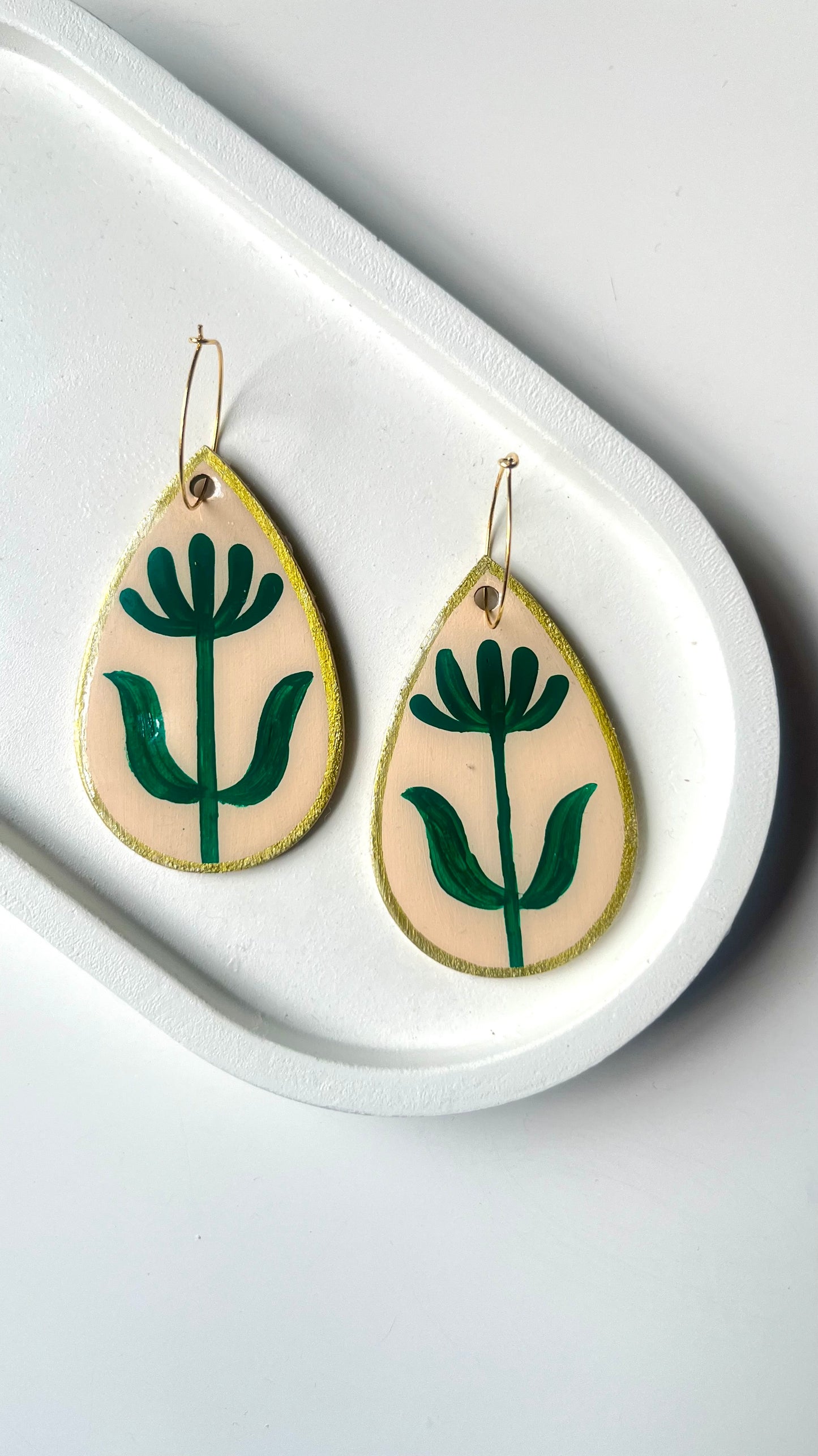 Beige and Dark Green Floral Dangle Earring
