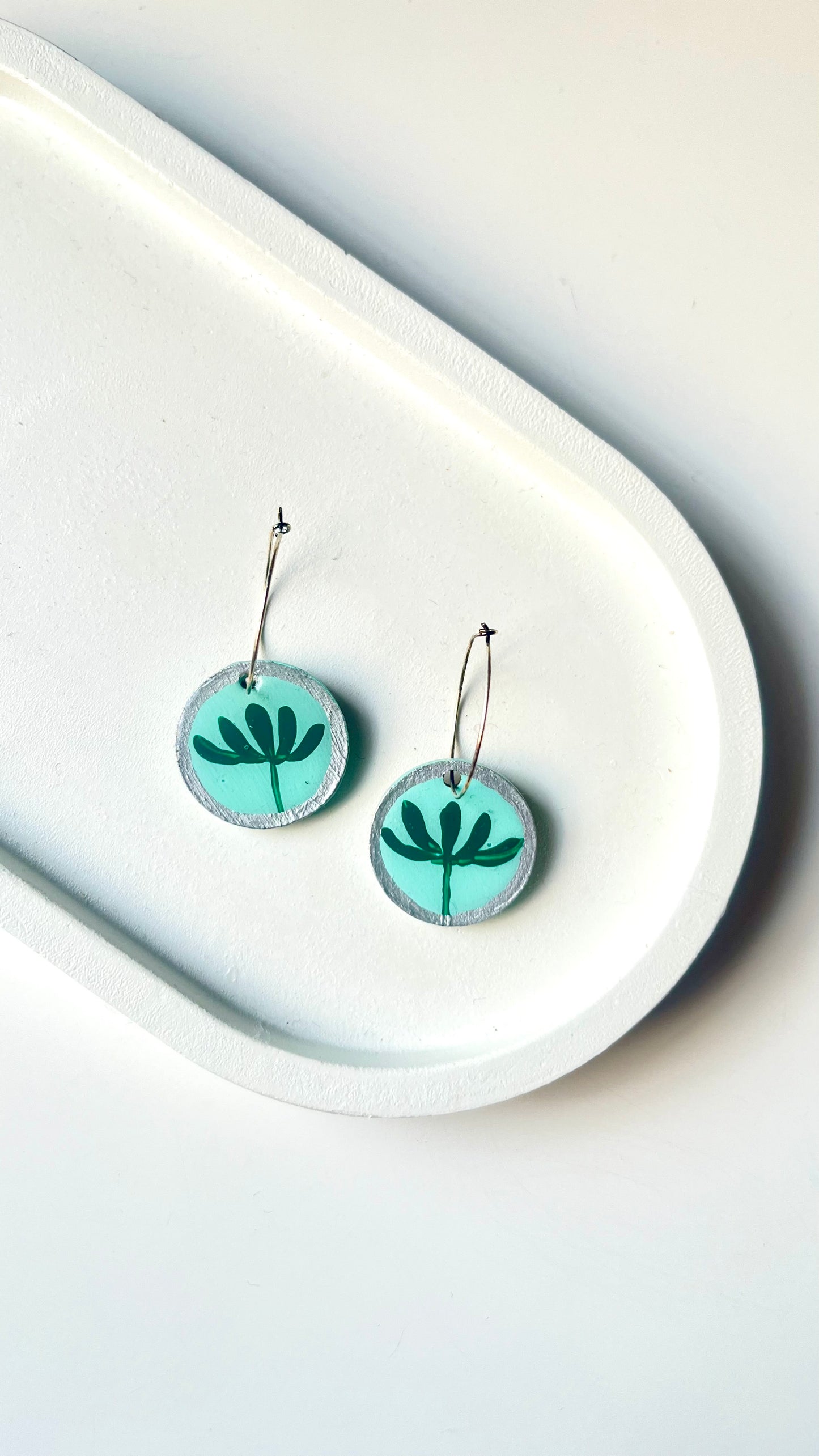 Green Flower Dangle Earring