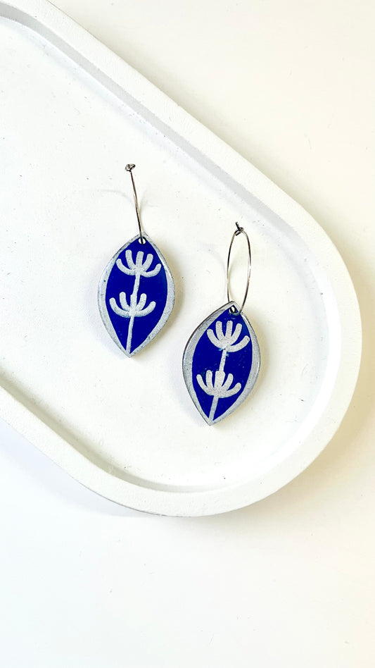 Blue and Silver Flowers Dangle Earring